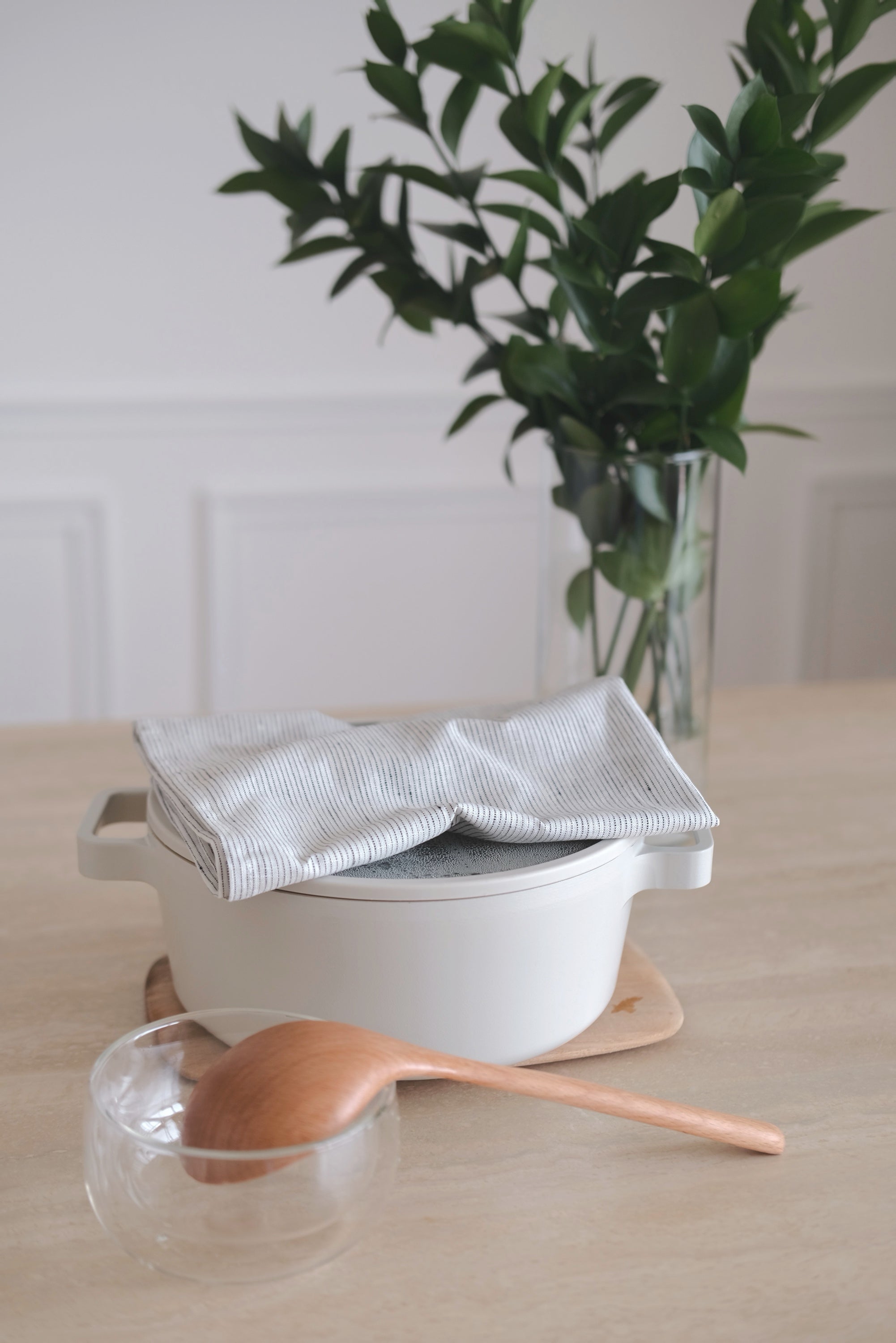 5 Ways to Use a Tea Towel by @anythingjamie