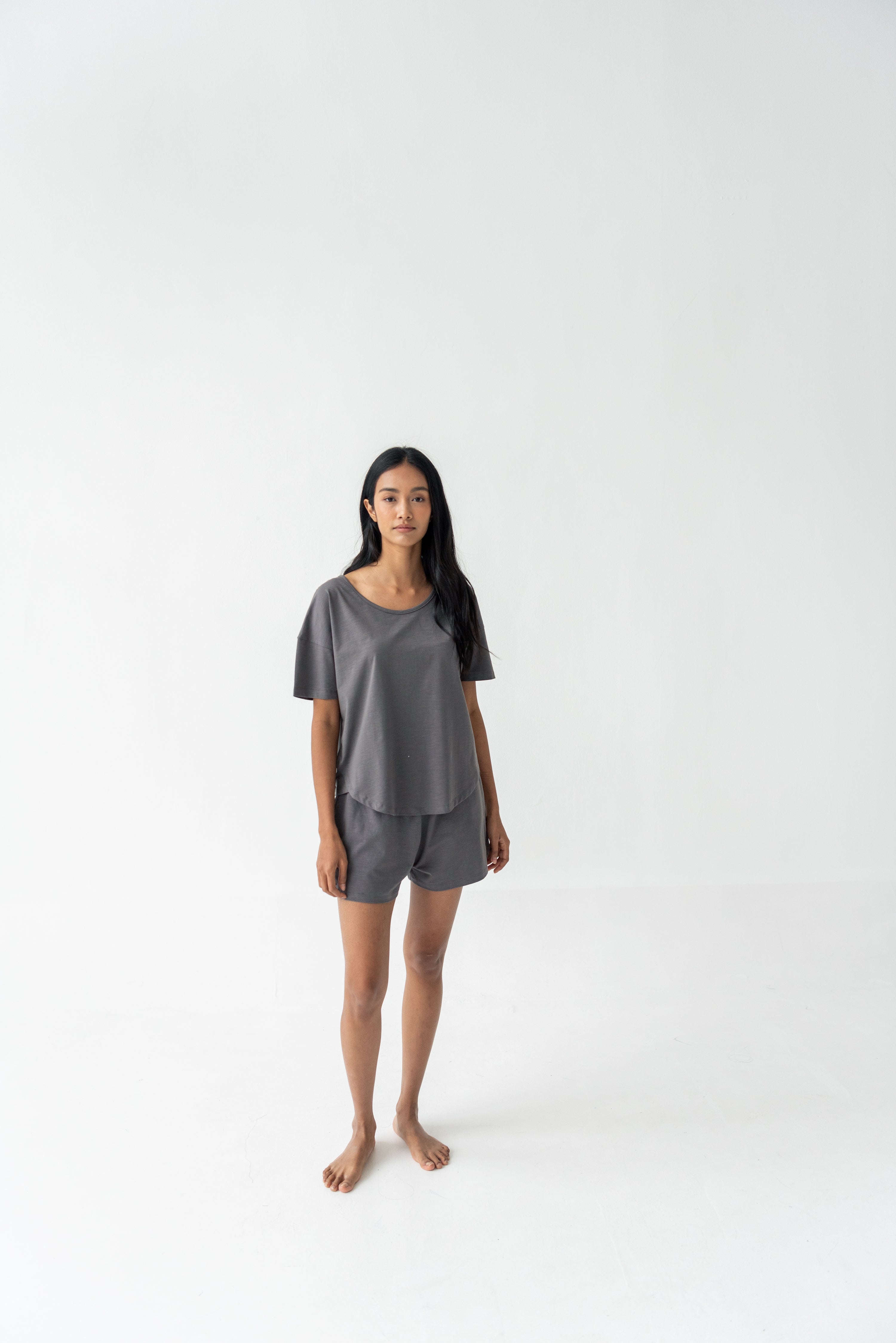 Organic Cotton Laze Tee | Graphite
