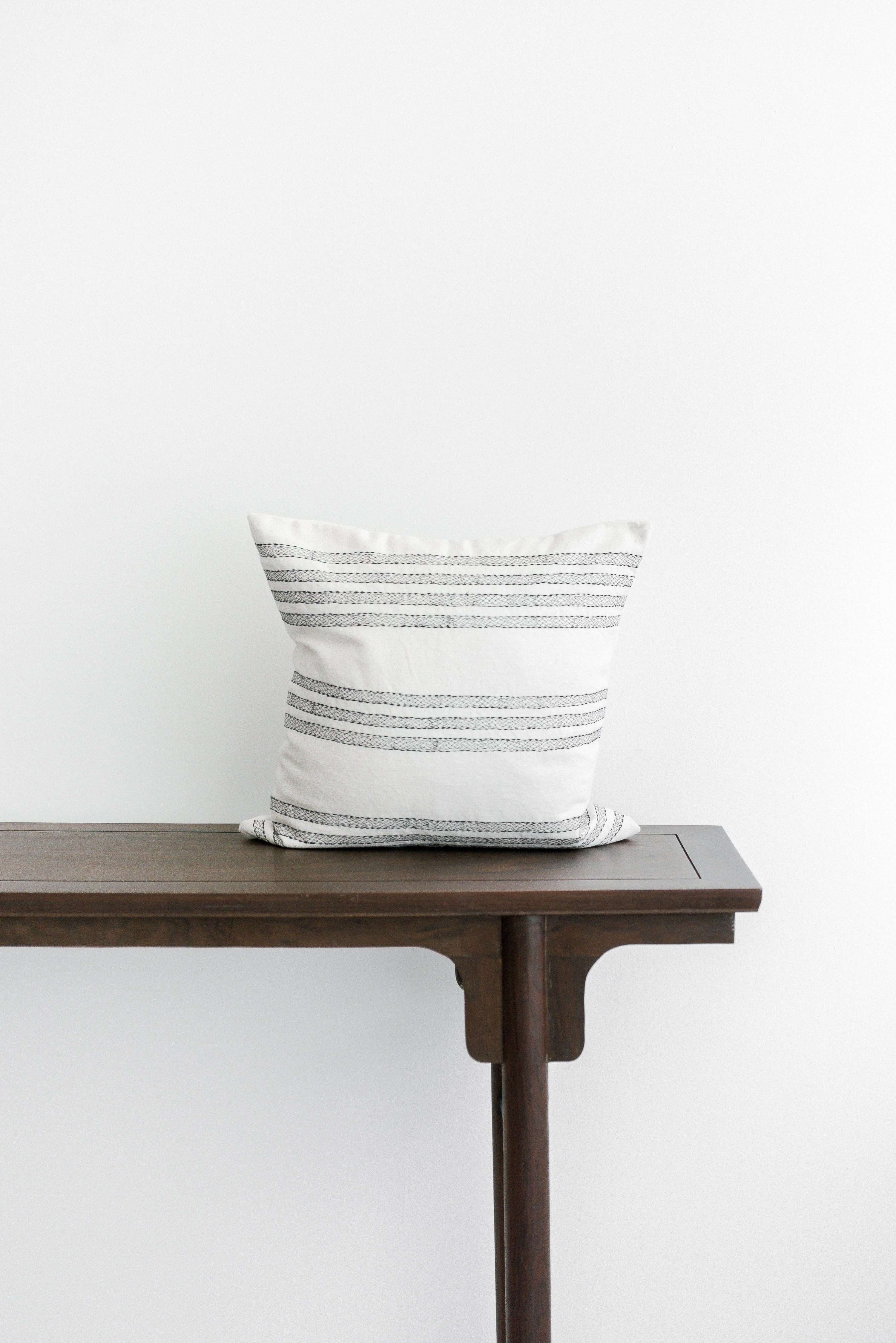 Frieda Cushion Cover