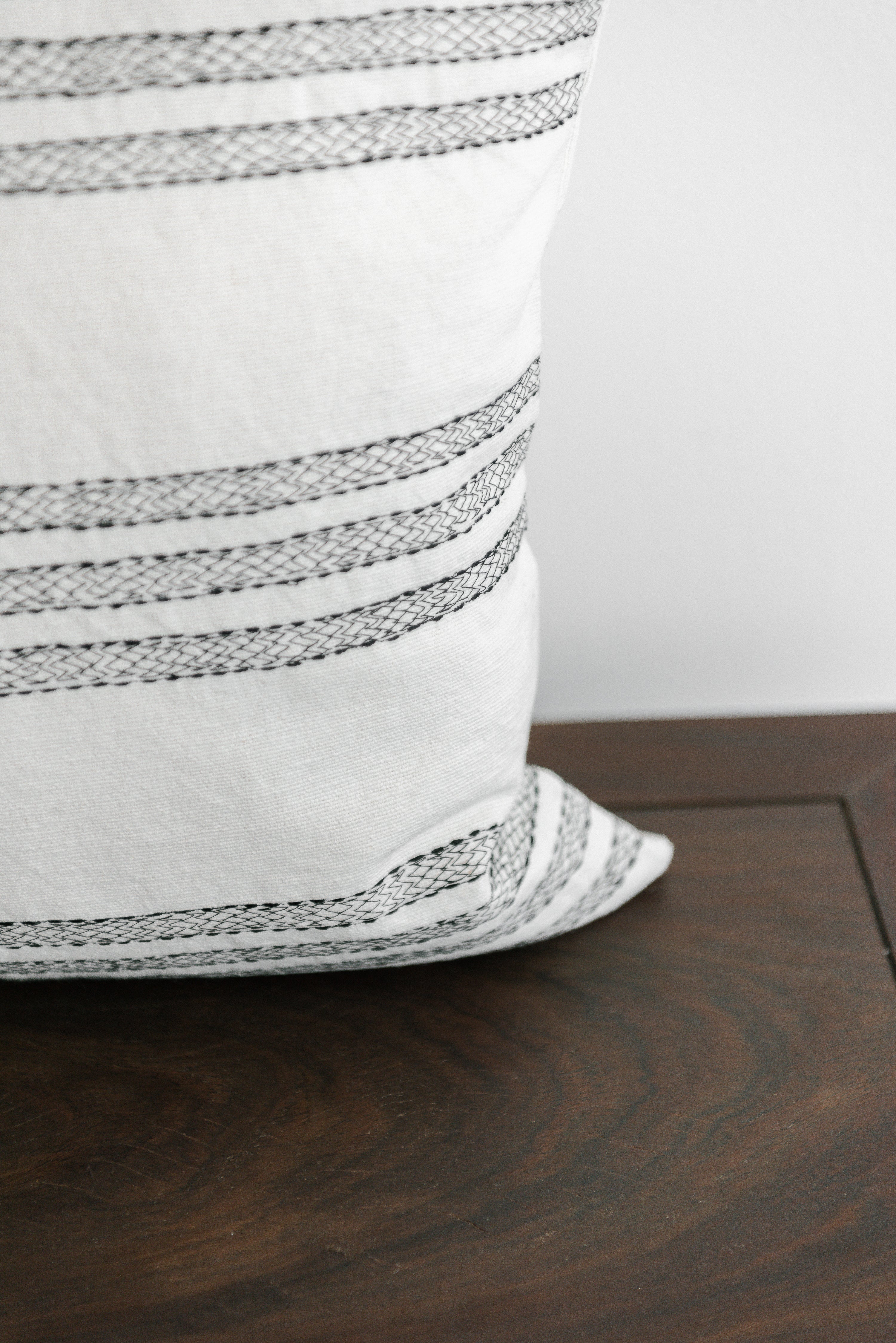 Frieda Cushion Cover