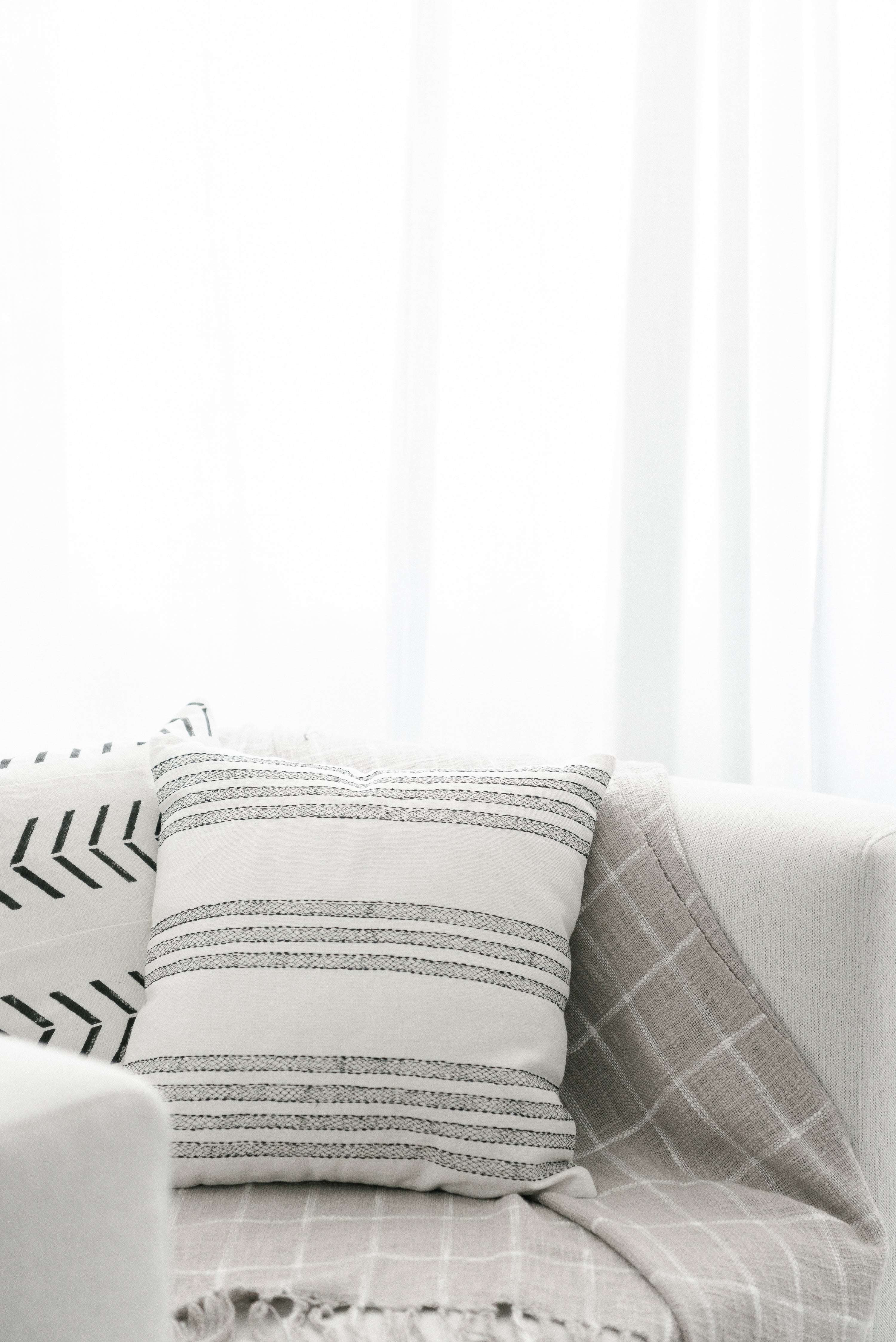 Frieda Cushion Cover
