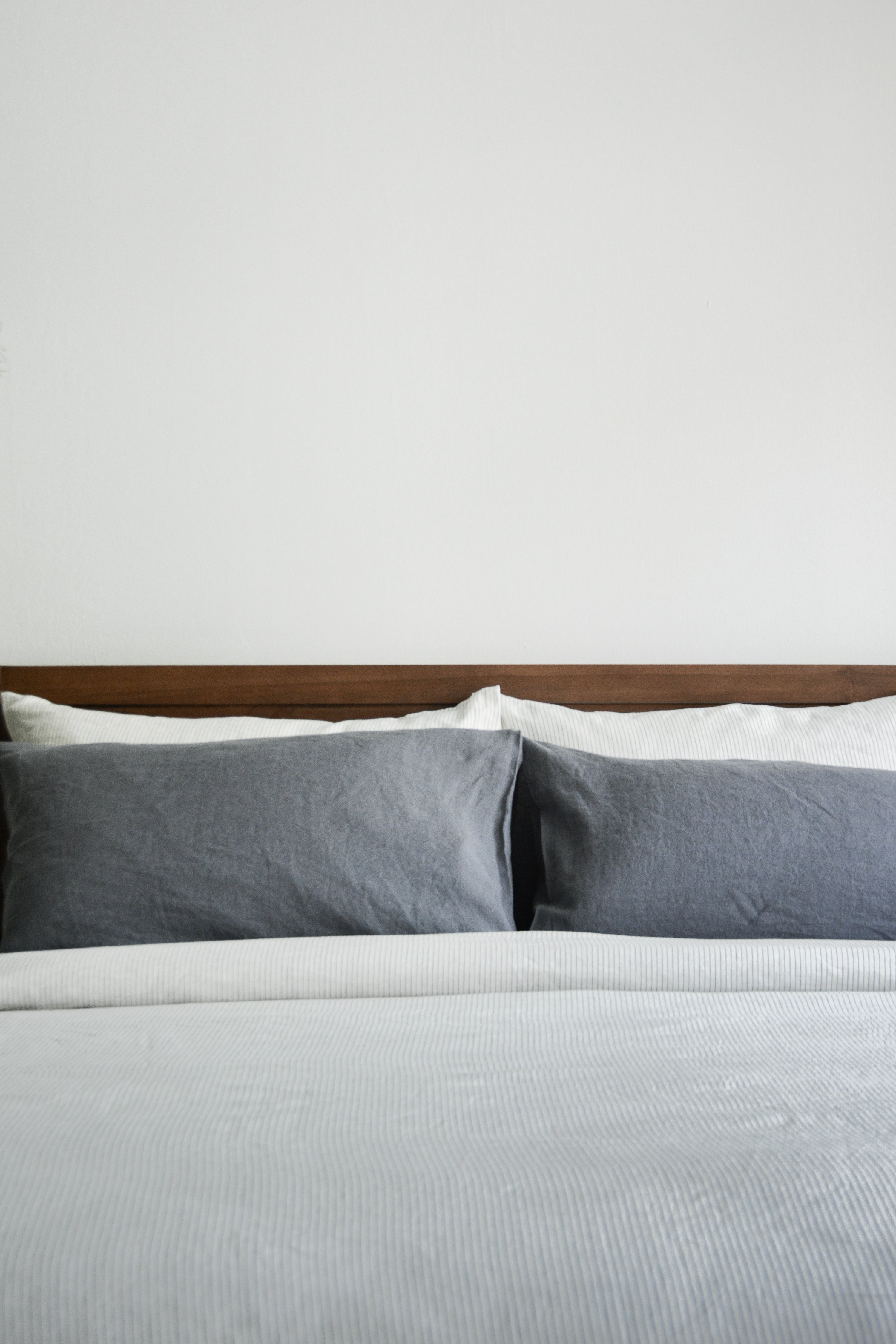 Linen Duvet Cover Set | Pinstripes