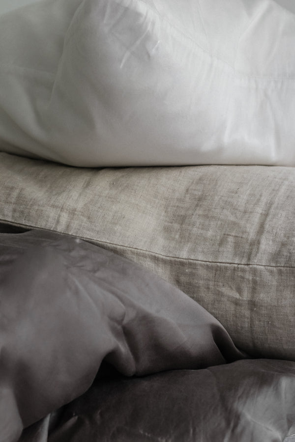 Choosing Between Linen and Tencel Bedding